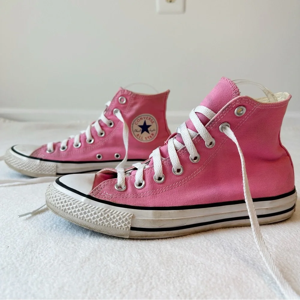 Converse Pink High Top Canvas All Star Chuck Taylor Sneakers EUC, size 8.5 - Picture 4 of 16
